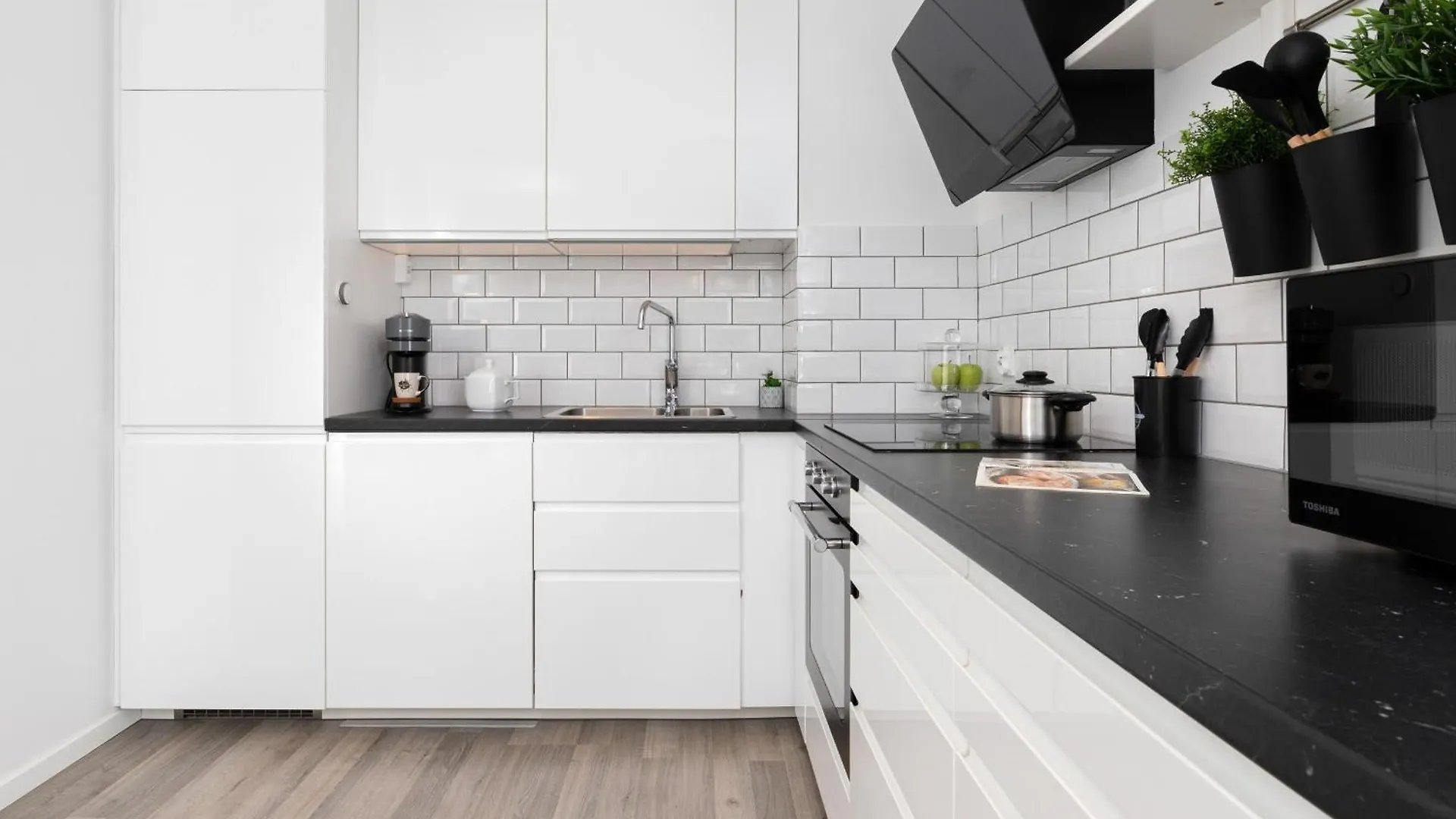 Modern Apartment Kamienna Grobla With Parking & Balcony In Gdansk By Noclegi Renters Poland